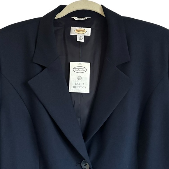 NWT TALBOTS WOOL BLEND NAVY THEEE BUTTON BLAZER SIZE 18 - Picture 4 of 13